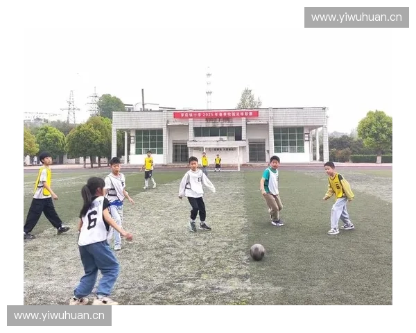 上海大学生足球联赛盛大开启 激发青春力量与校园竞技激情